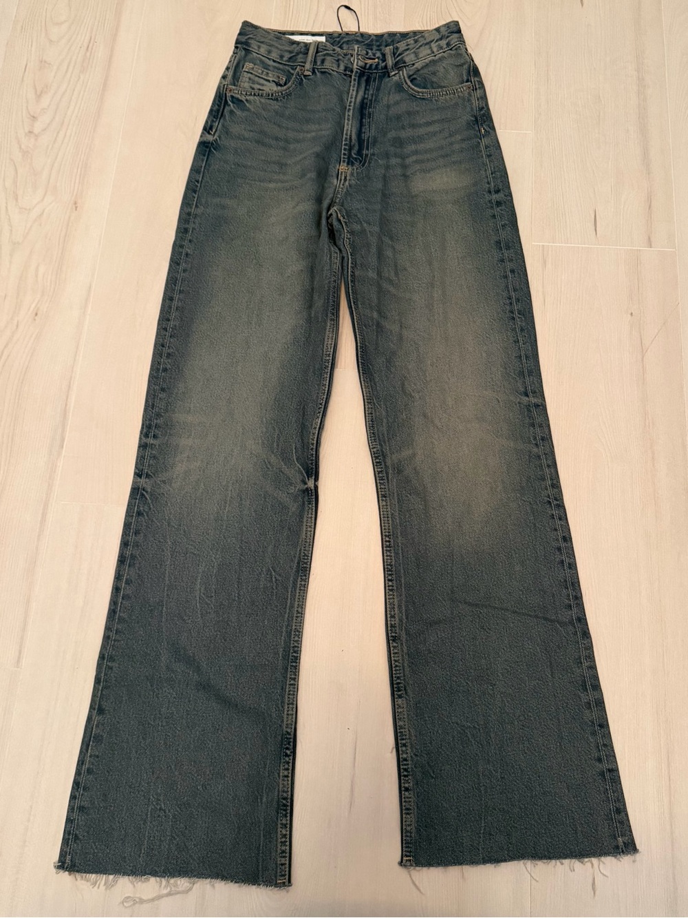 Zara Wide-Leg Jeans in Faded Blue Size 2